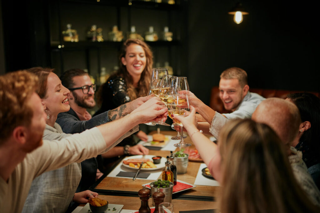 Lake Park’s Flavorful Secrets: The Best Places to Eat and Savor in Worcester’s Lakeside Neighborhood
